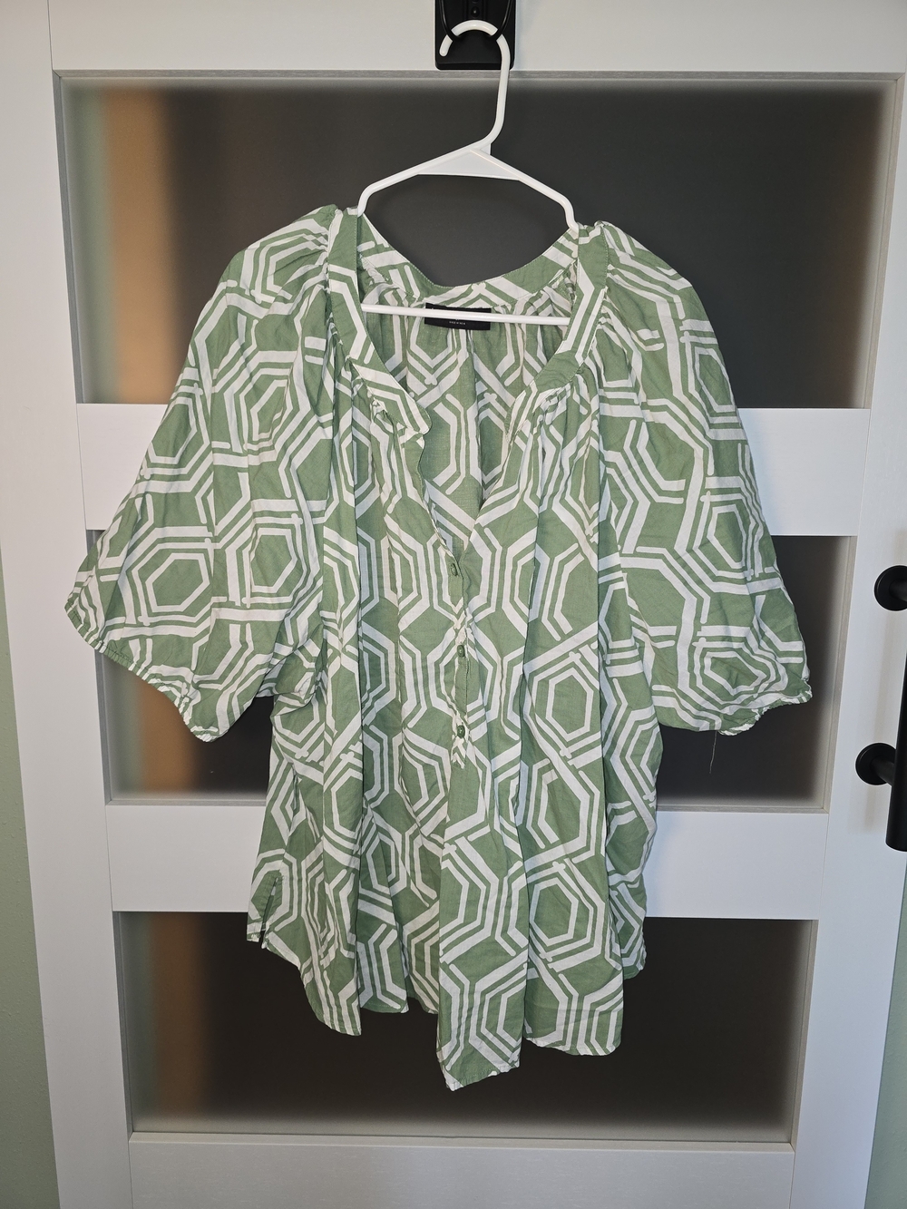 Lane Bryant Green and White Geometric Puff Sleeve Blouse